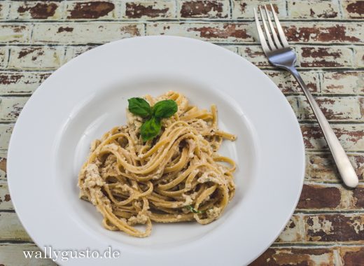 Blumenkohl-Pesto mit Haselnüssen | Rezept auf www.wallygusto.de