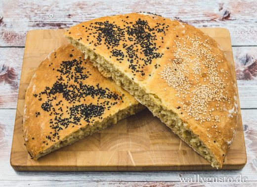 Fladenbrot mit Sesam und Schwarzkümmel | Rezept auf www.wallygusto.de