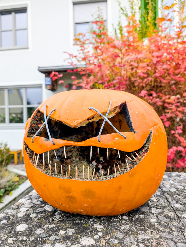 Halloween-Kürbis schnitzen: Ideen und Anleitung auf www.wallygusto.de