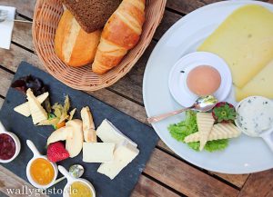 Frühstück im Café Feynsinn