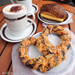 Nougatbreze zum Frühstück