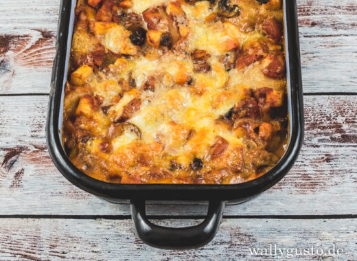 Eines davon ist diese aromatische Lasagne mit Herbstgemüse und Thymian | Rezept auf www.wallygsto.de