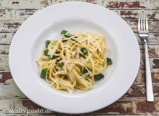 Pasta mit Bohnen, Haselnüssen & Parmesan | Rezept & Buchvorstellung von Immergrün von Mikkel Karstad auf www.wallygusto.de