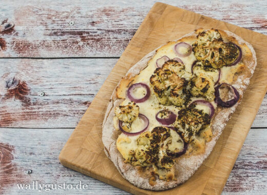 Orientalische Pizza mit Blumenkohl, Salzitrone und Zatar | Rezept auf www.wallygusto.de